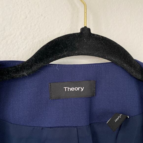 THEORY Lindrayia Blazer Navy Sea Blue Size 2 Collarless Jacket Wool Business - Picture 6 of 8